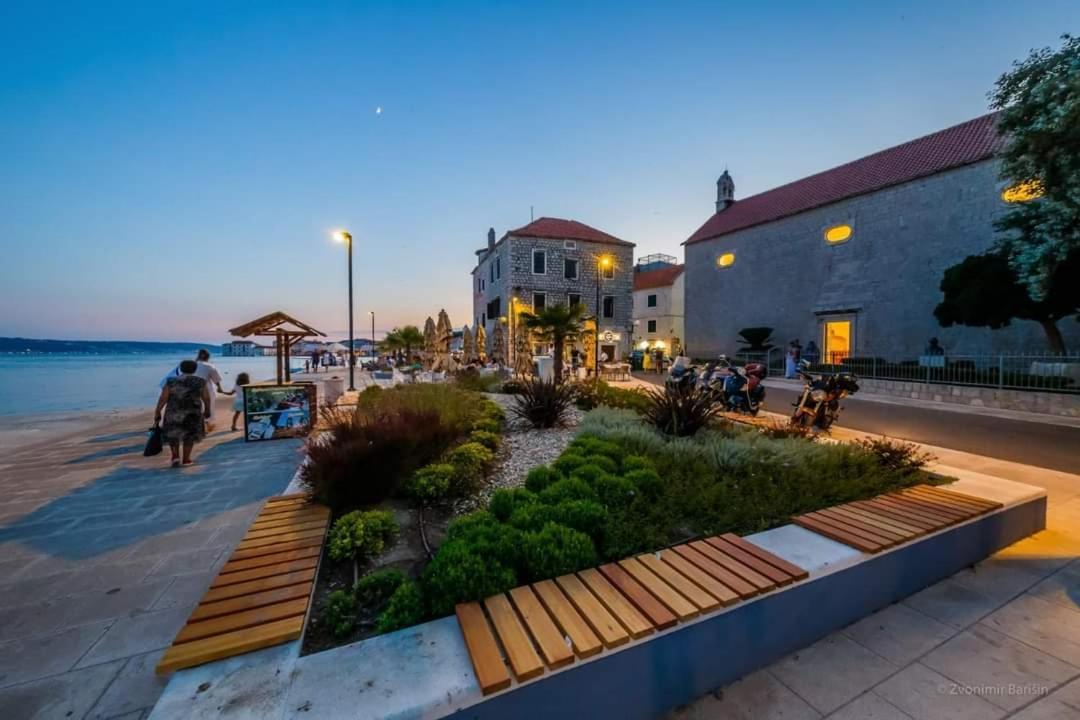 Villa Apartments Brecic 1 Kaštela Exterior foto